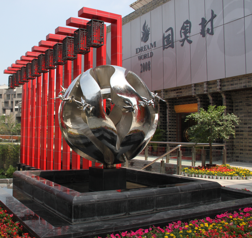 成都不锈钢雕塑的欣赏