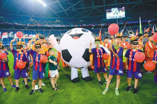 朗斯VS南特直播法乙联赛第29轮赛事推介:朗斯 VS 南特 朗斯VS南特直播法乙联赛第29轮赛事推介:朗斯 VS 南特