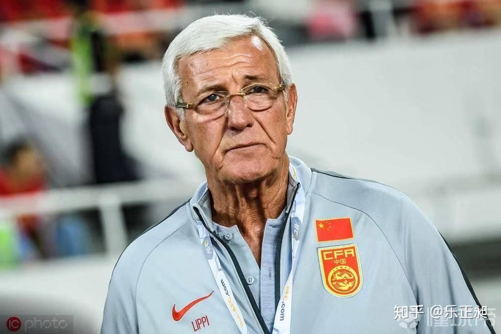 塞维利亚VS西班牙人直播⚽西甲战报：卢克巴吉奥双响 塞维利亚客场2-0完胜西班牙人